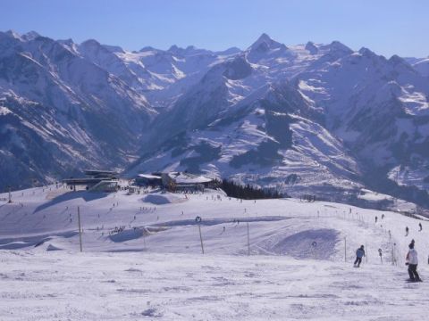 1-es-palya-hatterben-Kitzsteinhorn.jpg