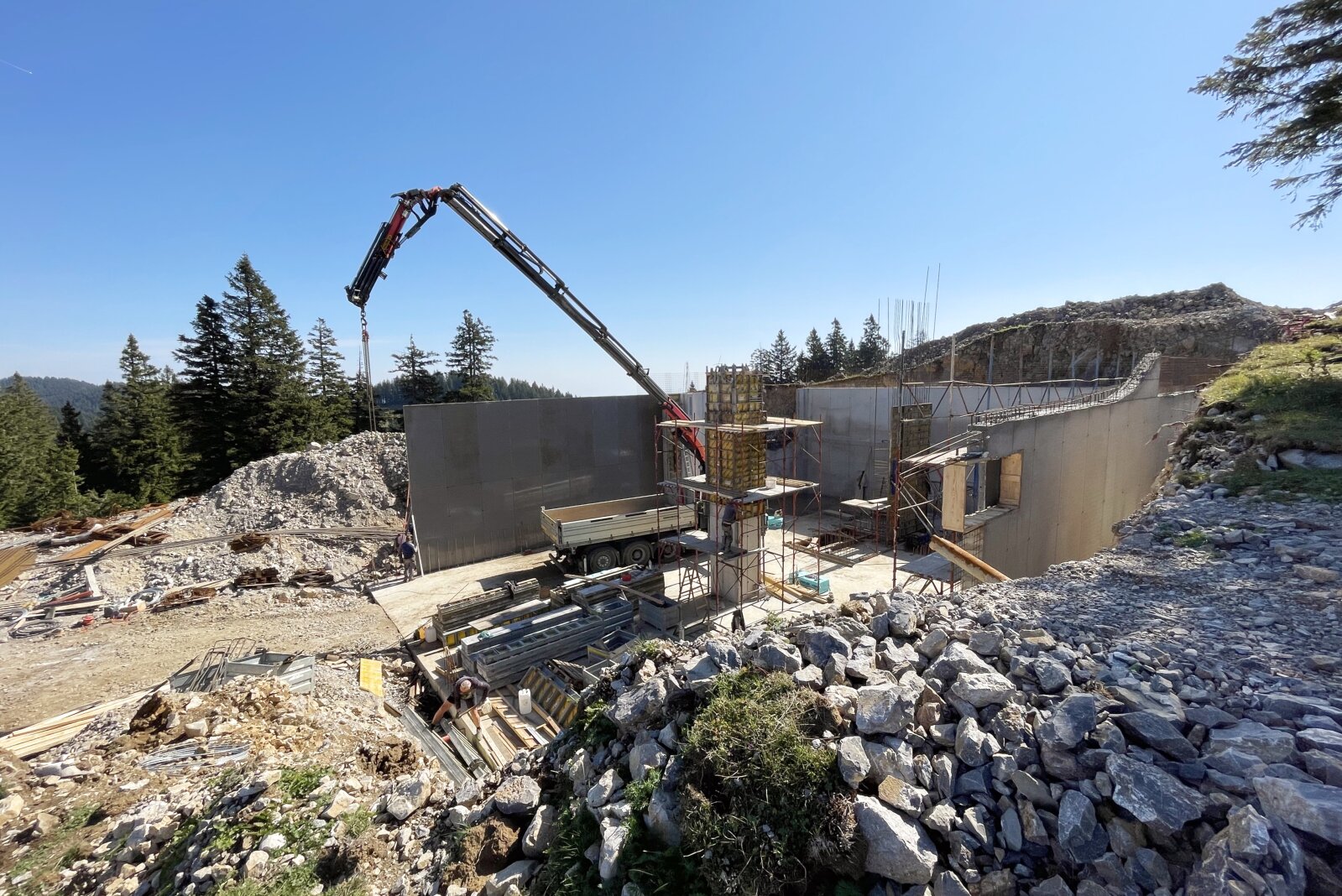 Jól halad az építkezés a szlovéniai Golte síterepén