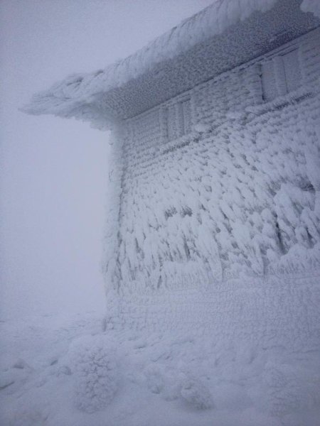Ház a hegytetőn - Fotó: Marko (skywarn) - Kattints a képre a nagyításhoz
