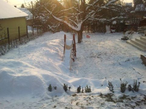 Itt már jó látható, mennyi hó is lesz a pályán.2012.02.05.