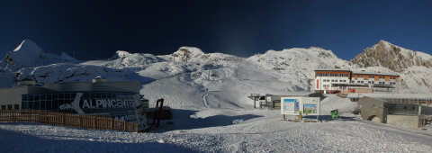Hóágyúzás az Alpincenternél - Fotó: Stani