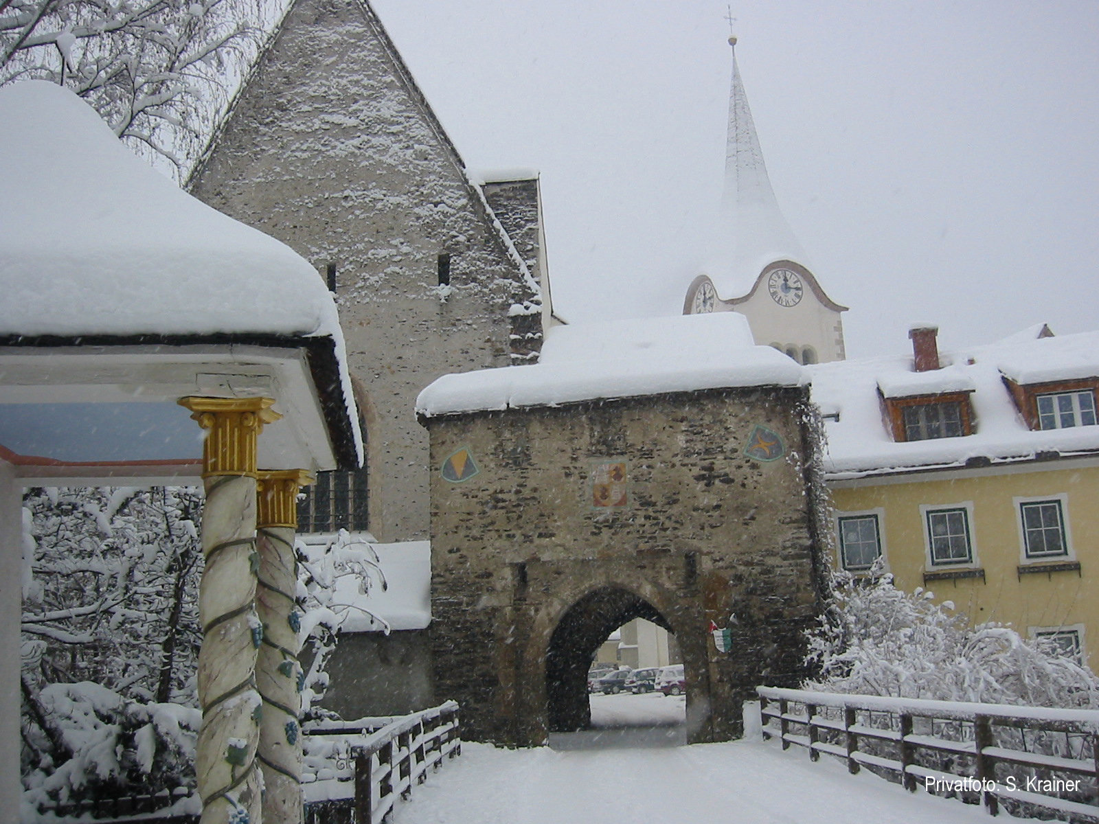 A lachtali sícentrum közelében, a Wölzer Tauern hegységben fekszik a kis történelmi városka, Oberwölz, ami máig megőrizte középkori jellegét.