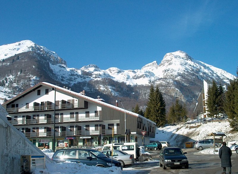 2005 december vége Piancavallo központja