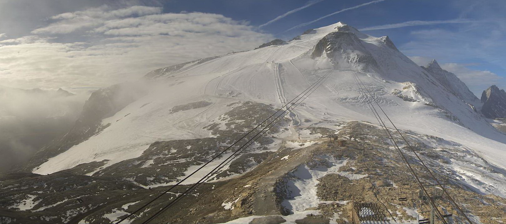Webkamera a gleccserről egy nappal nyitás előtt