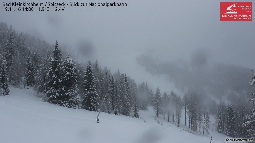 Bad Kleinkircheimben szombat délután hó esett, azóta sajnos esőbe ment át