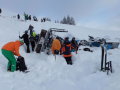 Saalbach: felborult ratrak a sípályán, 11 sérült Saalbach: felborult ratrak a sípályán, 11 sérült