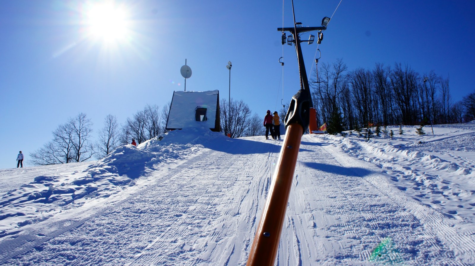Snowboardosok mumusa: a csákányos lift
