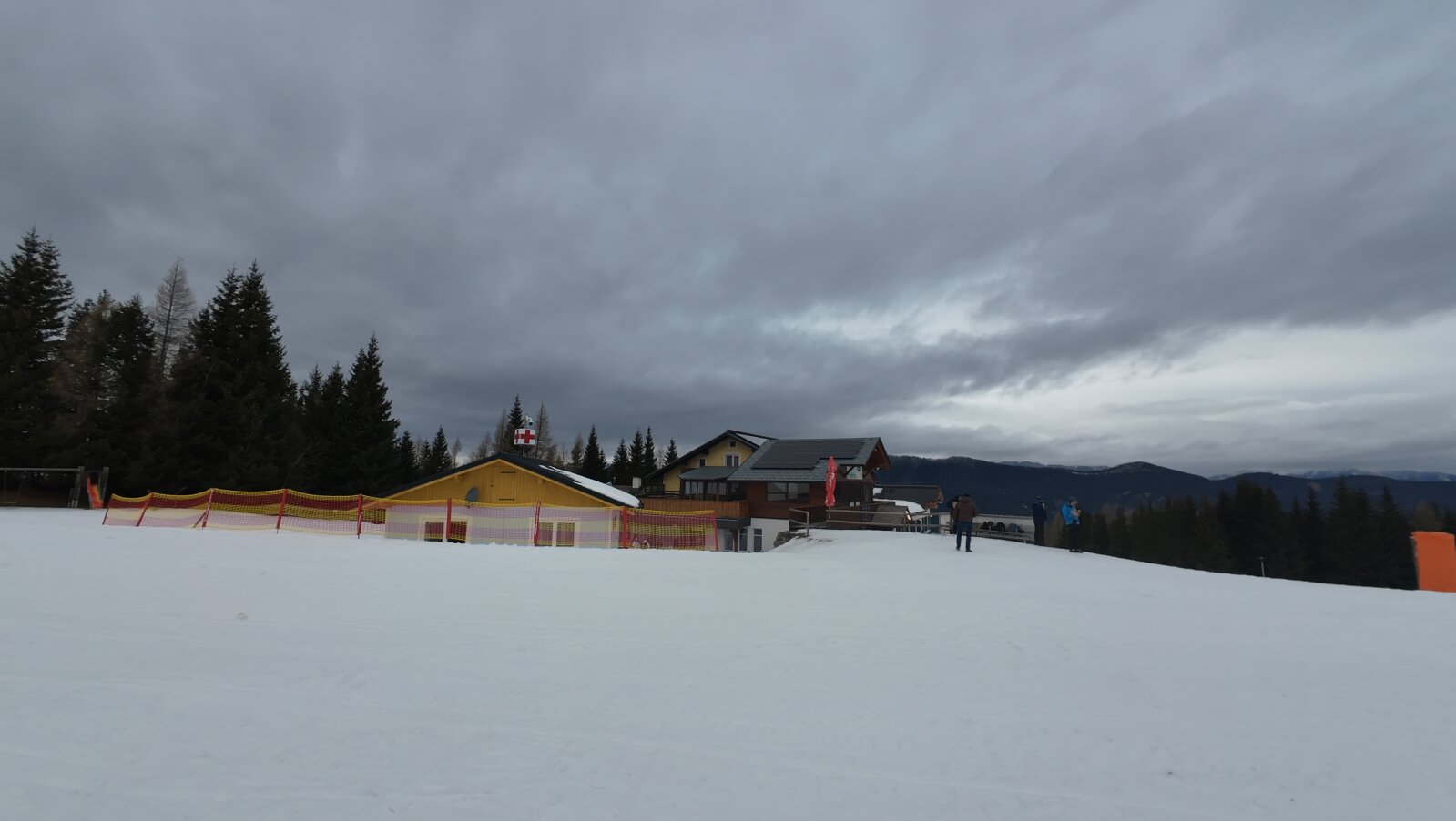 Felhős idő de nagyon jó hó!