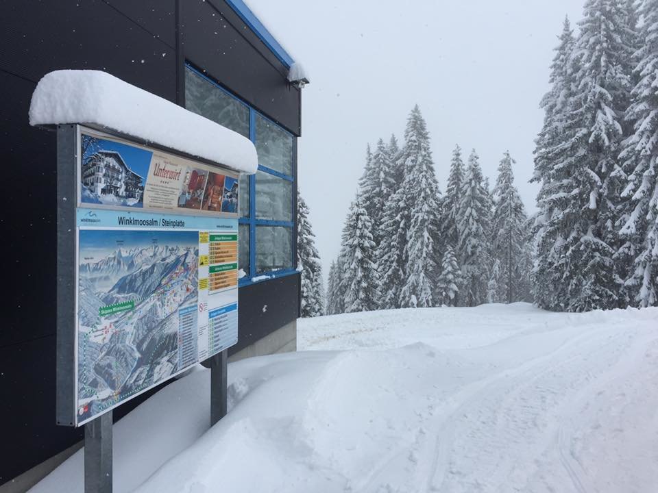 Steinplattén 40 cm friss hó esett - facebook
