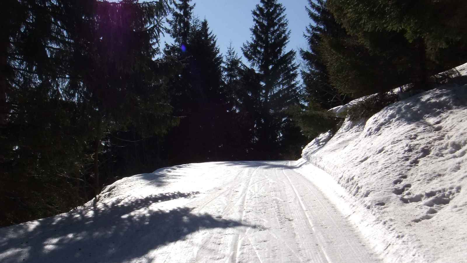 Összekötő a déli pályától