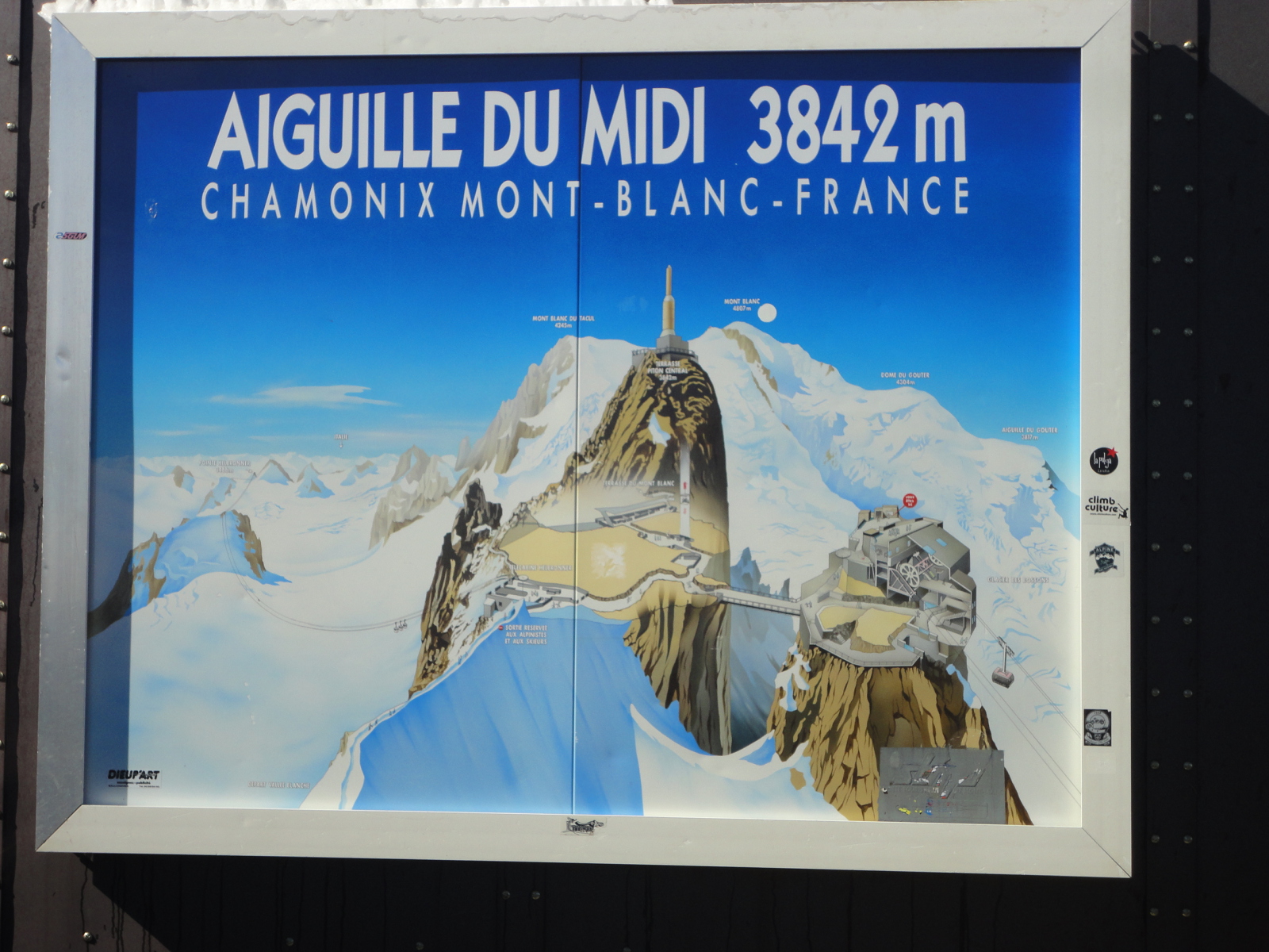 L'Aiguille du Midi 3842 m.