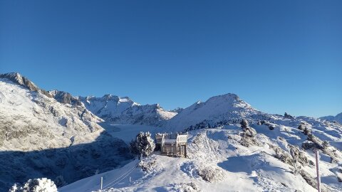 Az Aletsch gleccser alja, Hohfluchnál(2226m)