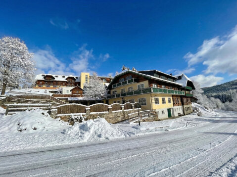 AlplResort-Winter-Hauptbild-web.jpg