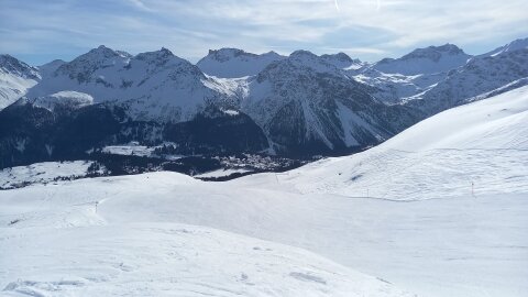 Az egyik fekete pálya