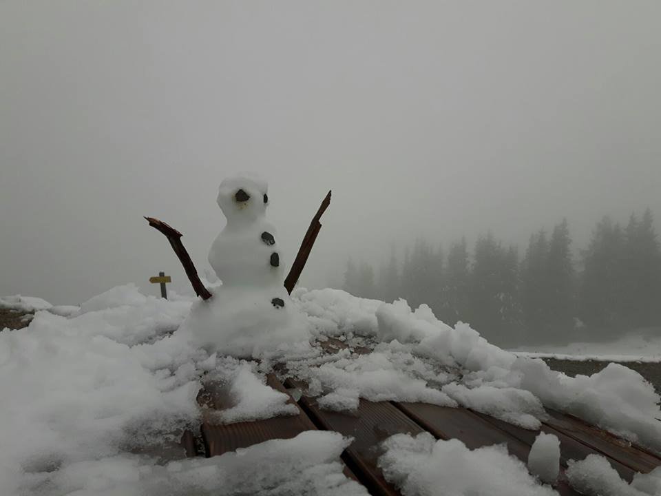 Schladming tetejére is jutott egy kis hó - fotó: Planai (facebook)