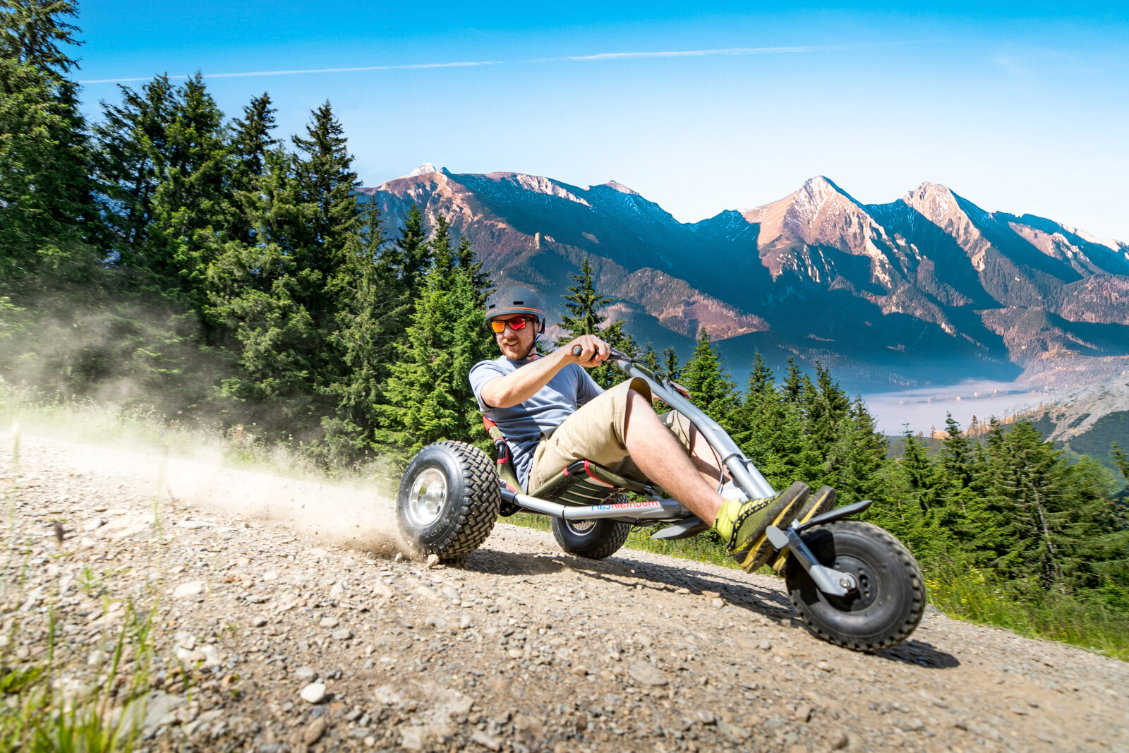 Ha egy kicsit több adrenalinra vágysz, próbáld ki a hegyi gokartozást!