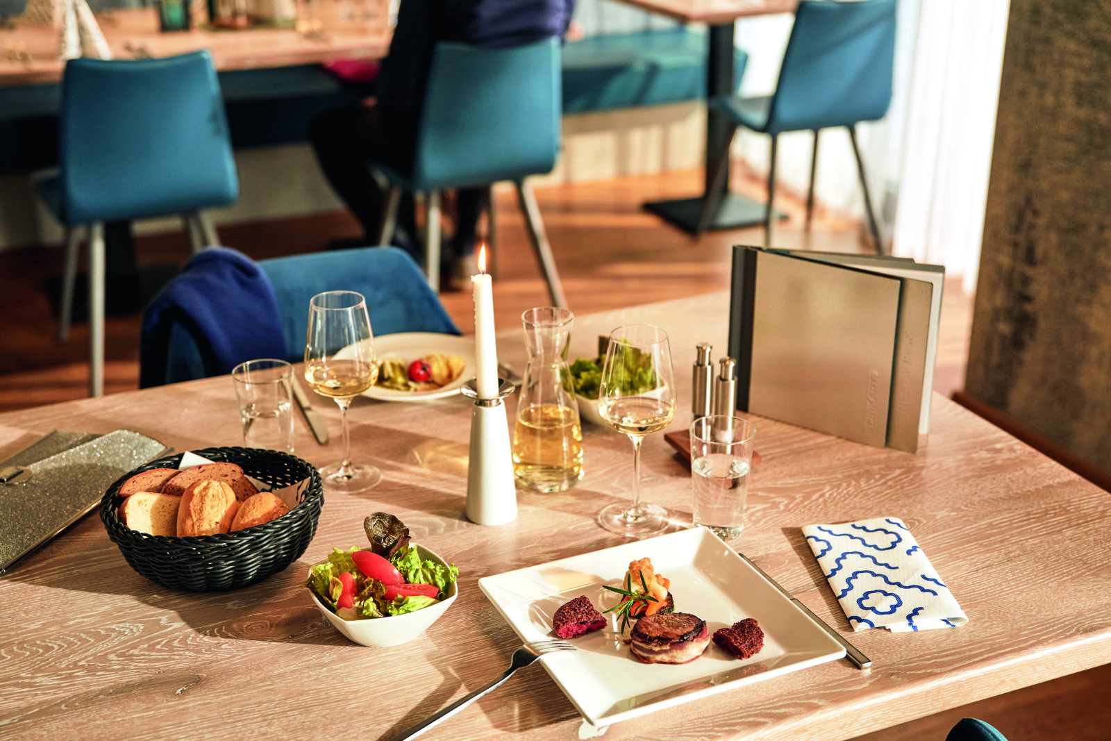 Restaurant-VI.jpg