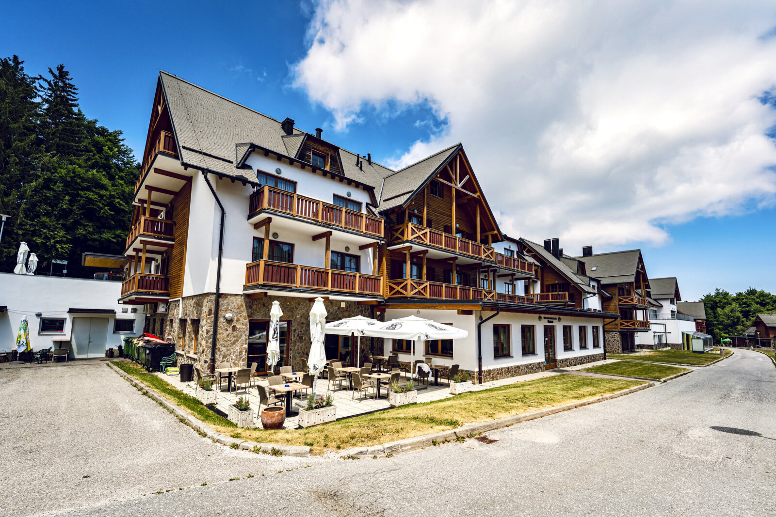 Pohorje-Hotel-Bolfenk1.JPG