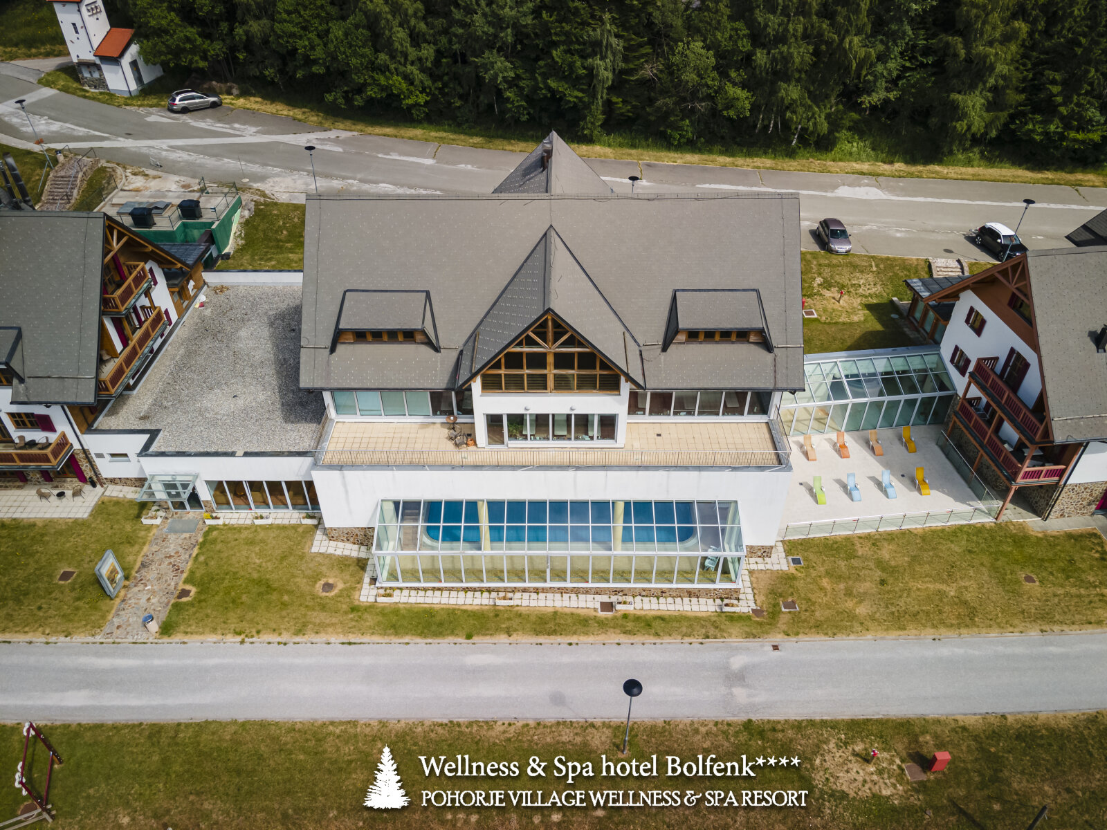 Pohorje-Village-Hotel-Bolfenk-drone-igorunuk-8.jpg