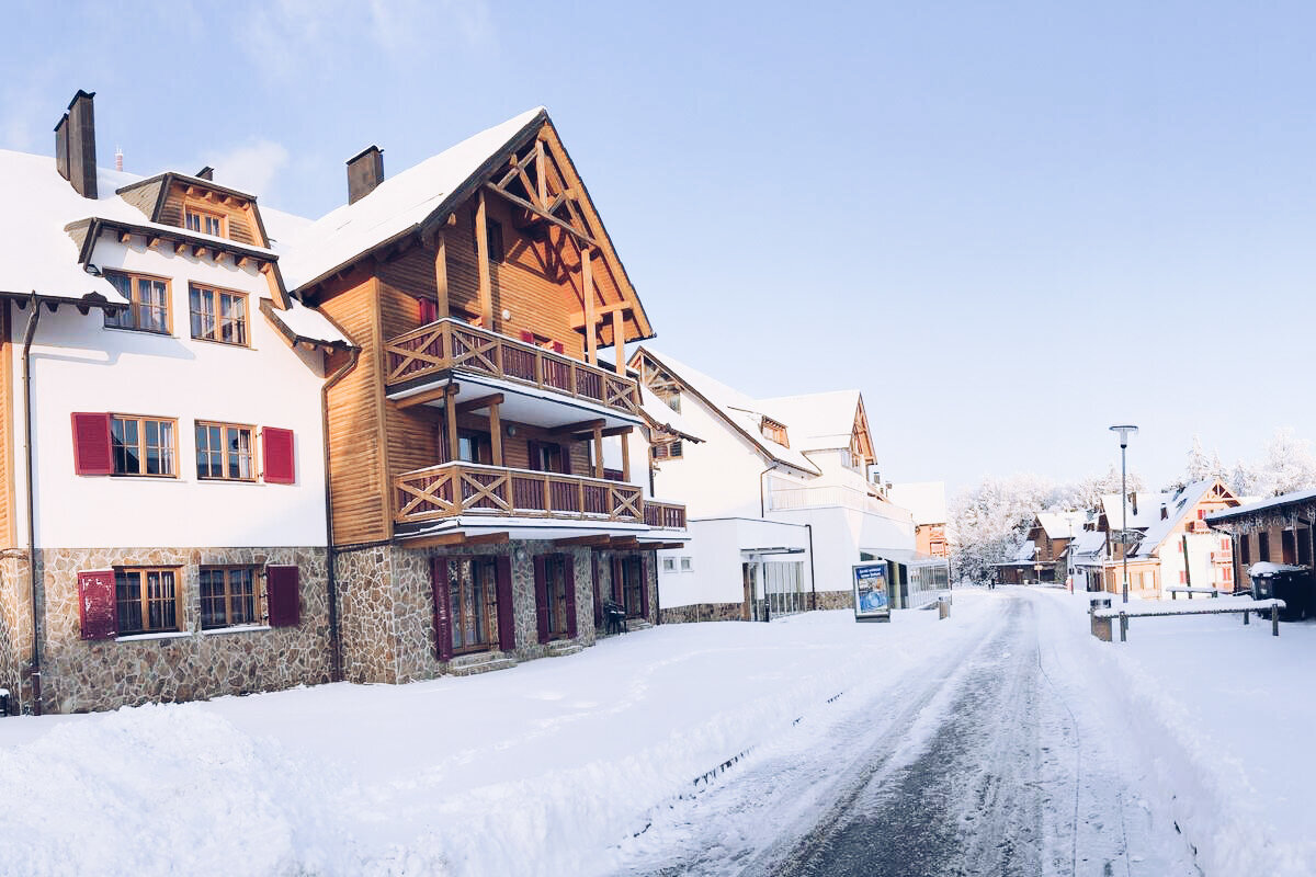 Pohorje-Village-Wellness--Spa-Resort-Wellness--Spa-Family-Apartments-Bolfenk-Pohorje.jpg