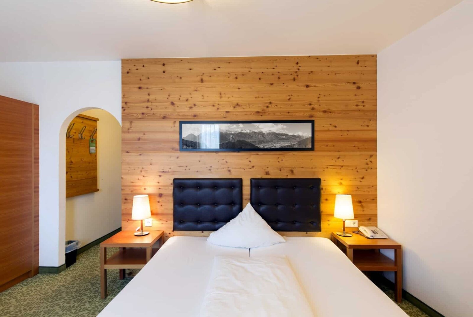 csm-Hotel-Bon-Alpina-Innsbruck-Igls-3SterneHotel-gutequalitaet-superpreisleistung-wellnessbereich-frontansicht-5b6b25355c.jpg