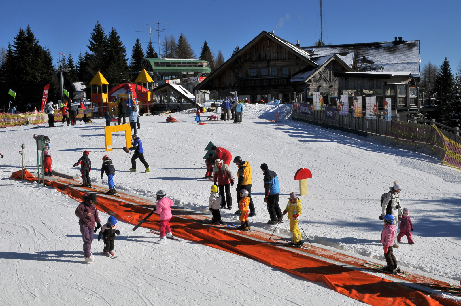 Ski-kindergarten.JPG