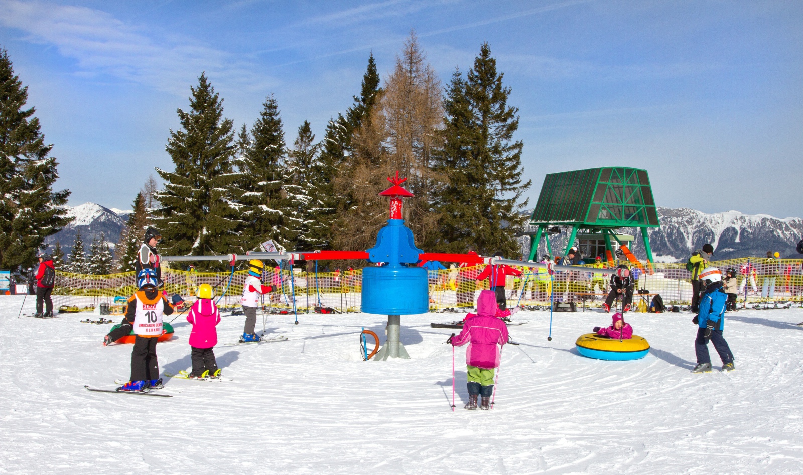 Ski-kindergarten4.jpg
