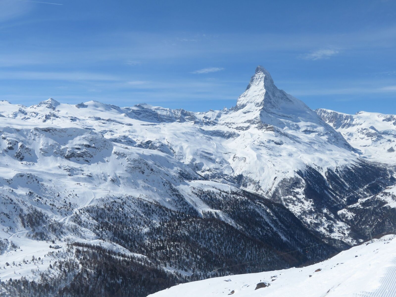 A Matterhorn a 11-es pálya (Rothorn - Blauherd) felől