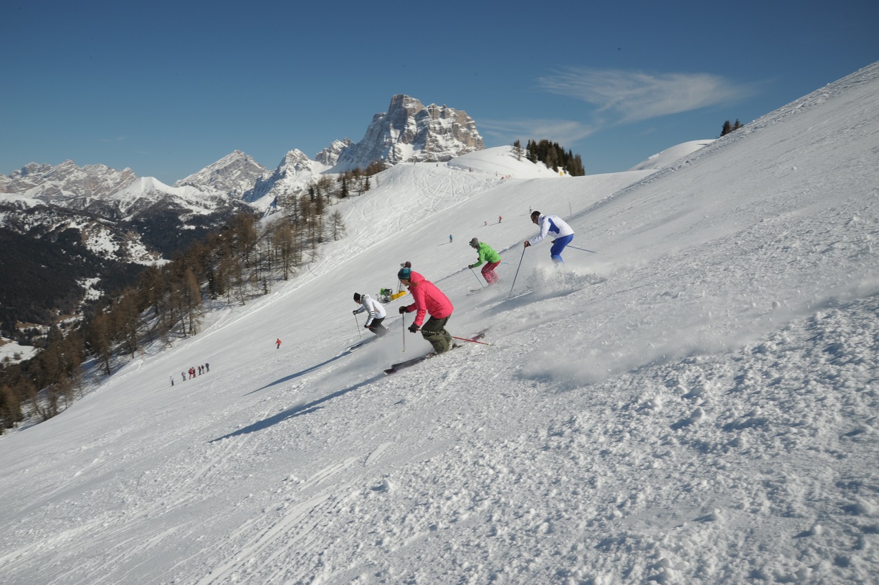 selvadicadore-ski-civetta-Archivio-Dolomiti-Stars-Pic-Manrico-Dell-Agnola-2014-5.JPG