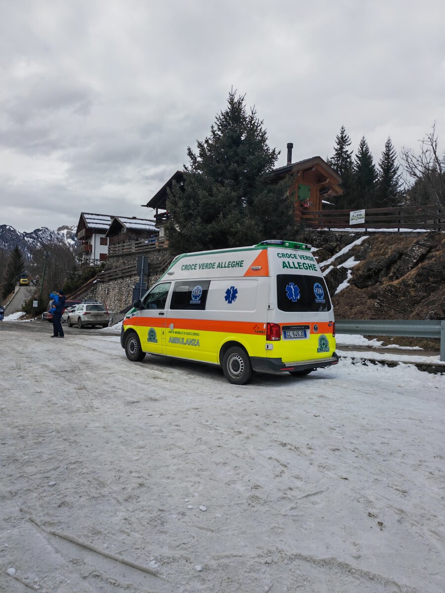 Alleghe alsó  kabinos felső része