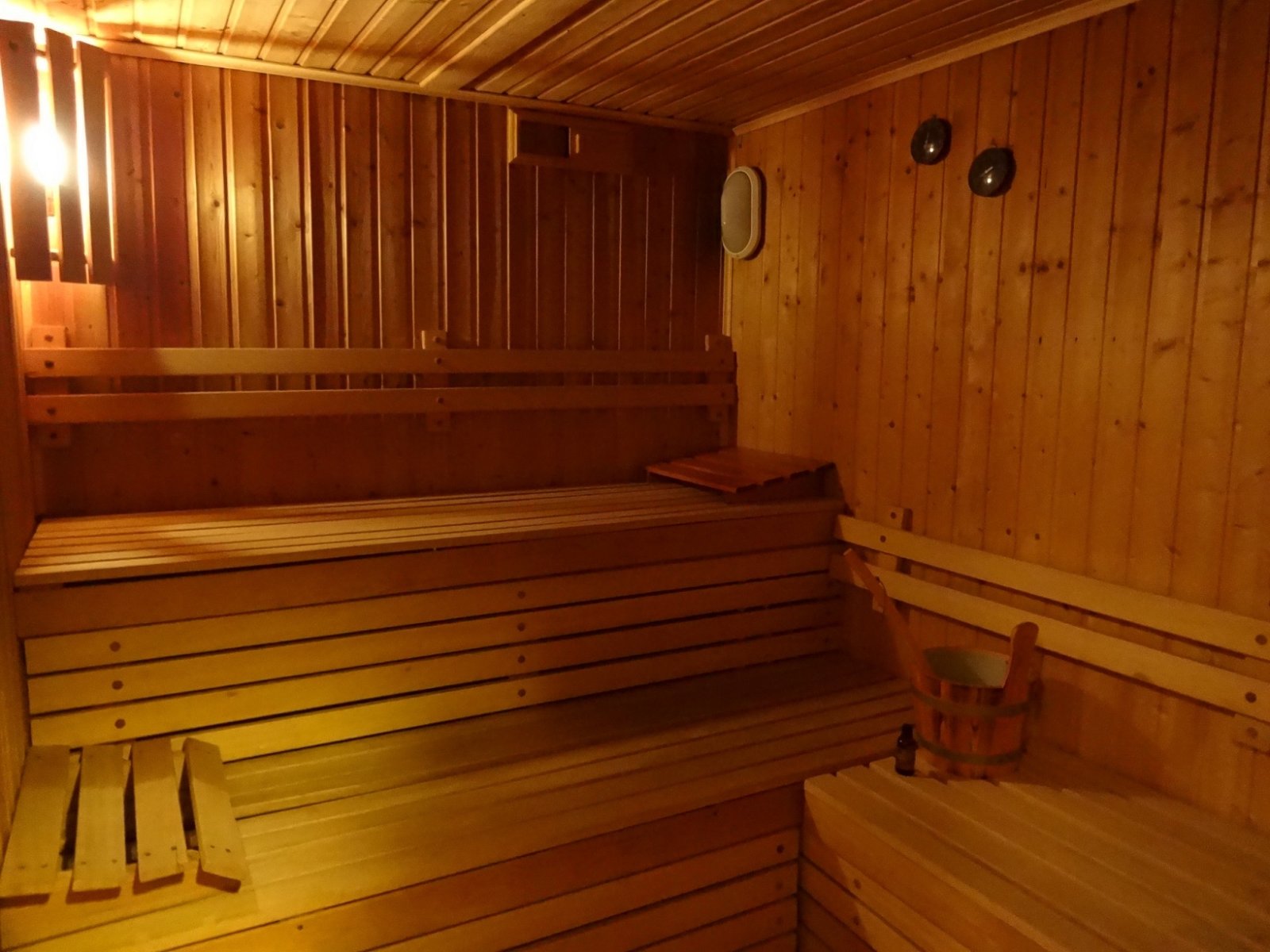 9---sauna.jpg