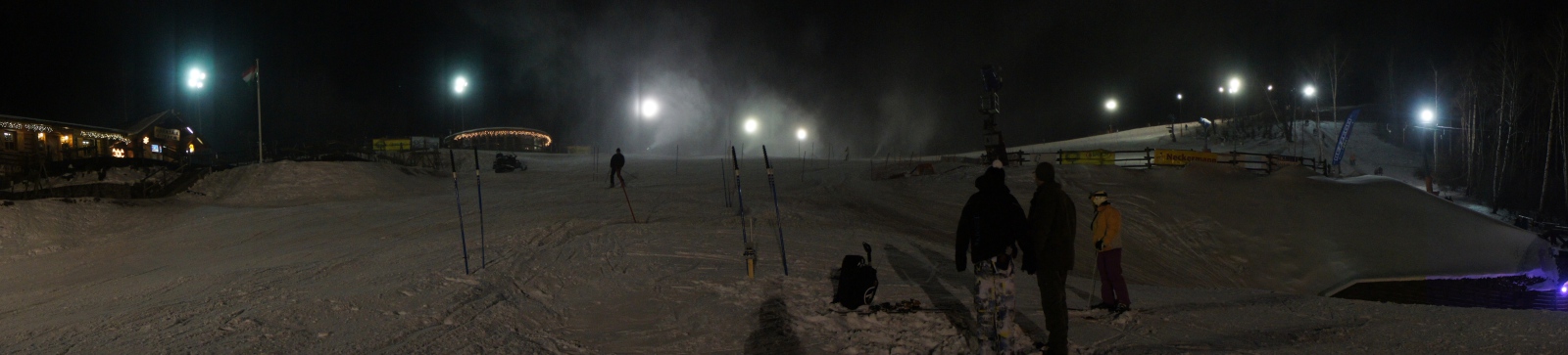 Extra Night Slalom edzés volt a Síparkban!