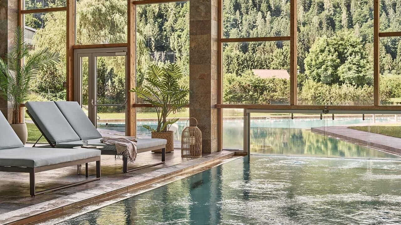 falkensteiner-hotel-spa-carinzia-indoorpool-2.jpg