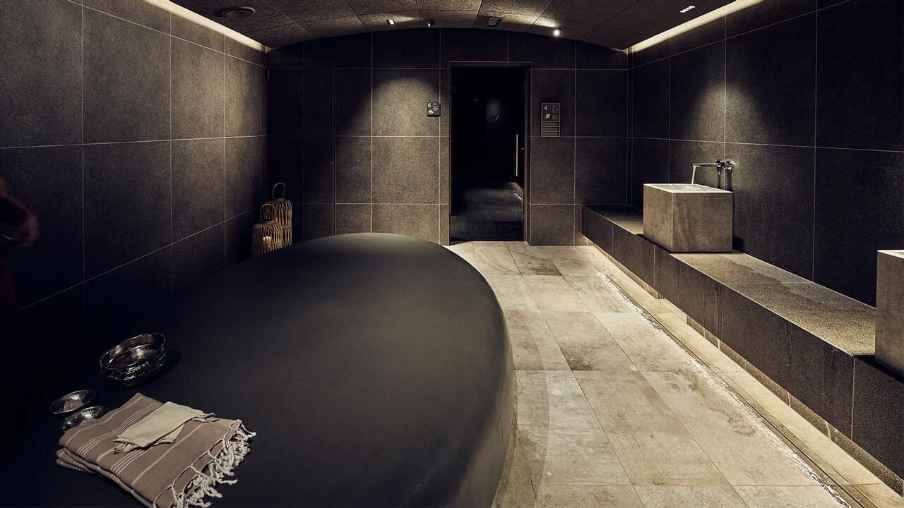falkensteiner-hotel-kronplatz-acquapura-spa-hamam-3.jpg