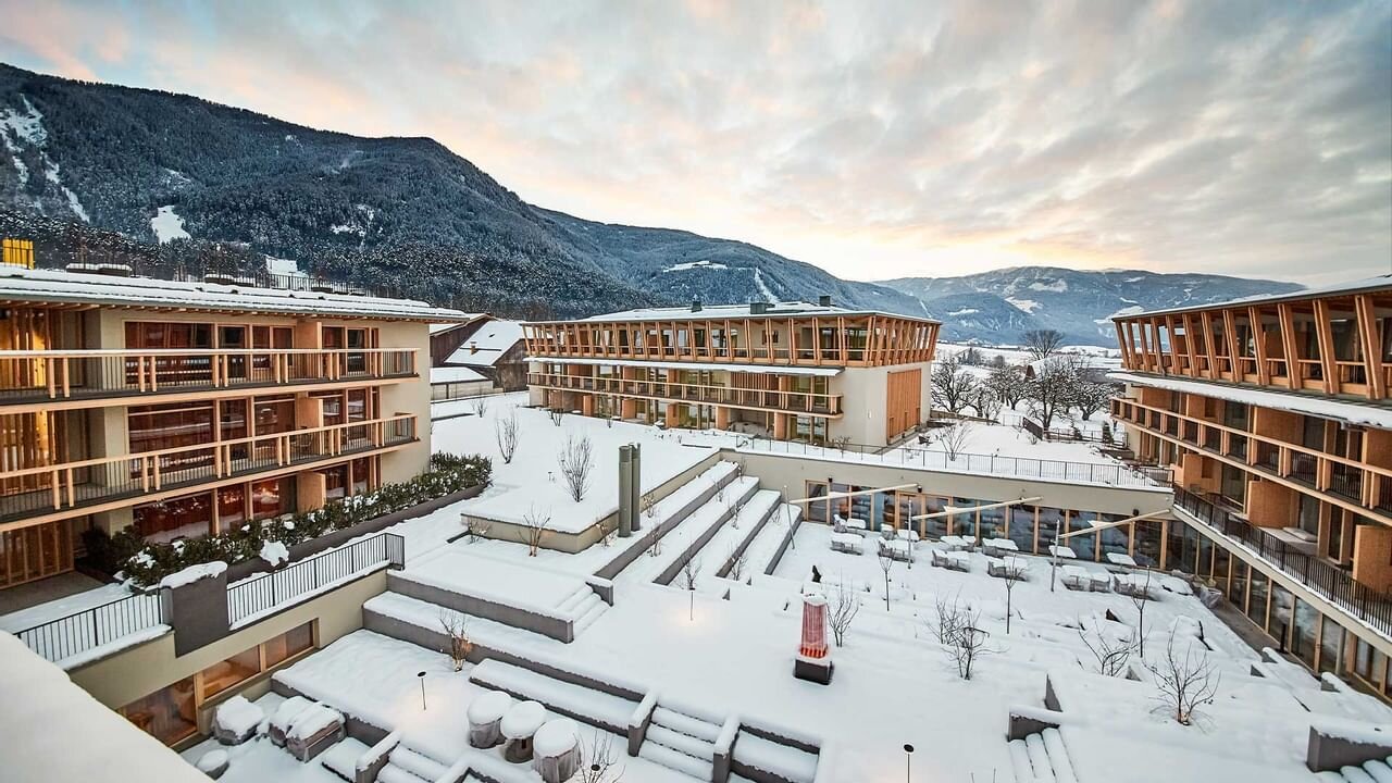 falkensteiner-hotel-kronplatz-exterior-2.jpg