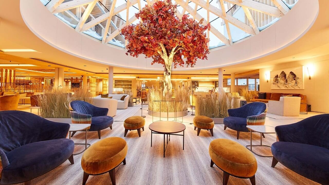 falkensteiner-hotel-kronplatz-lobby-7.jpg