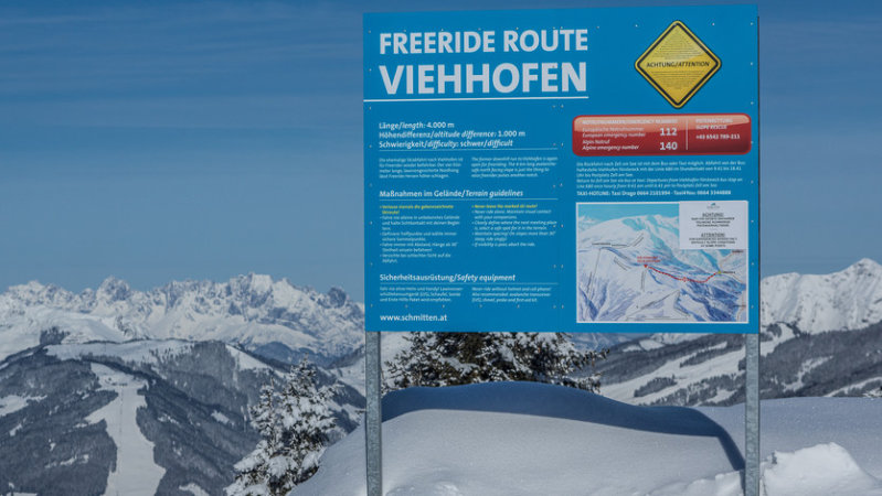 A freeride pálya teteje háttérben Saalbach sípályájával - Fotó: Bergbahnen Schmitten - Kattints a képre a nagyításhoz