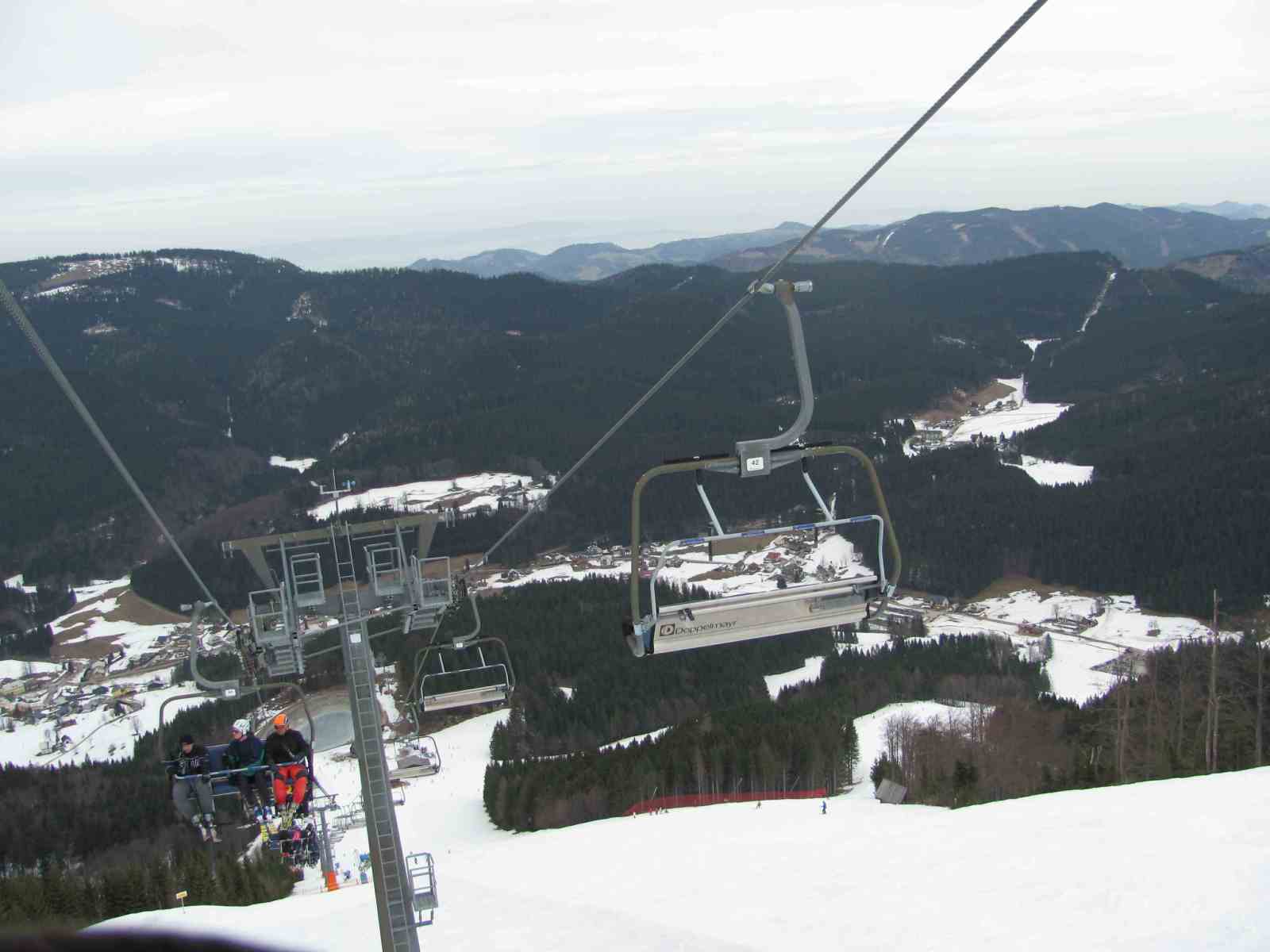 2011.03.13-Lackenhof-Otscher-fekete-felvono2.JPG