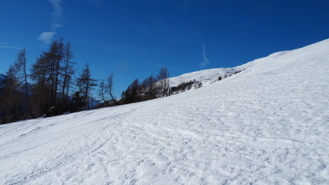 a hó olyan volt mint egy páncél, előző napokban többször olvadt illetve megfagyott