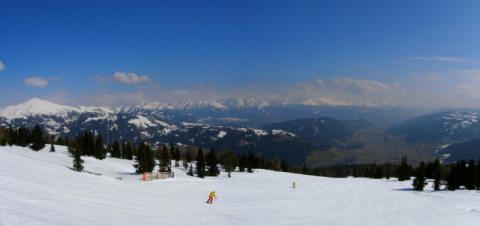 A1--balra-Grosseck-siterep-jobbra-lenn-Lungau.jpg