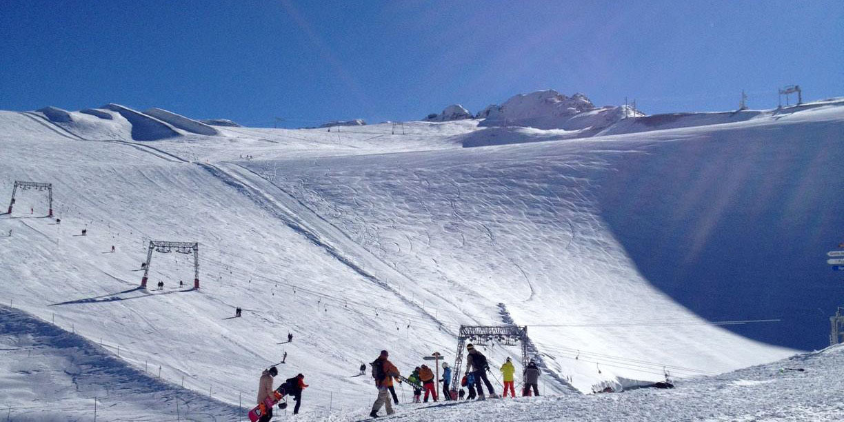 Jókat lehet síelni a Les 2 Alpes gleccserén