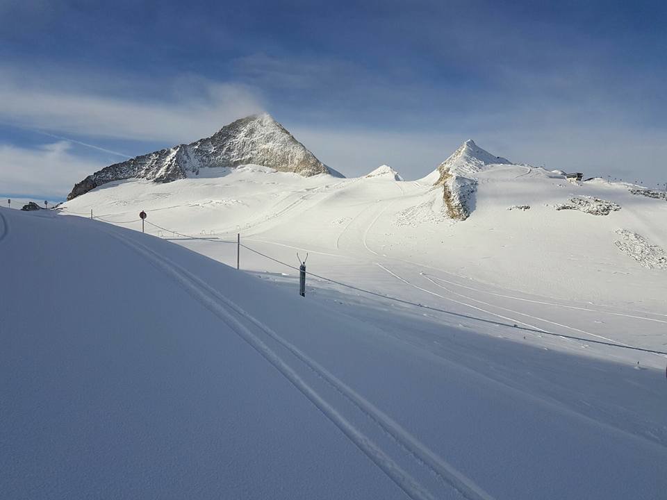 Hintertux napsütésben - fotó: lifttársaság