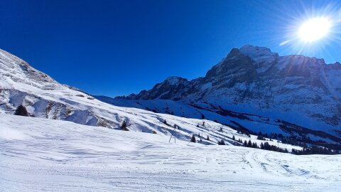 Wetterhorn(3672m) és a Nap