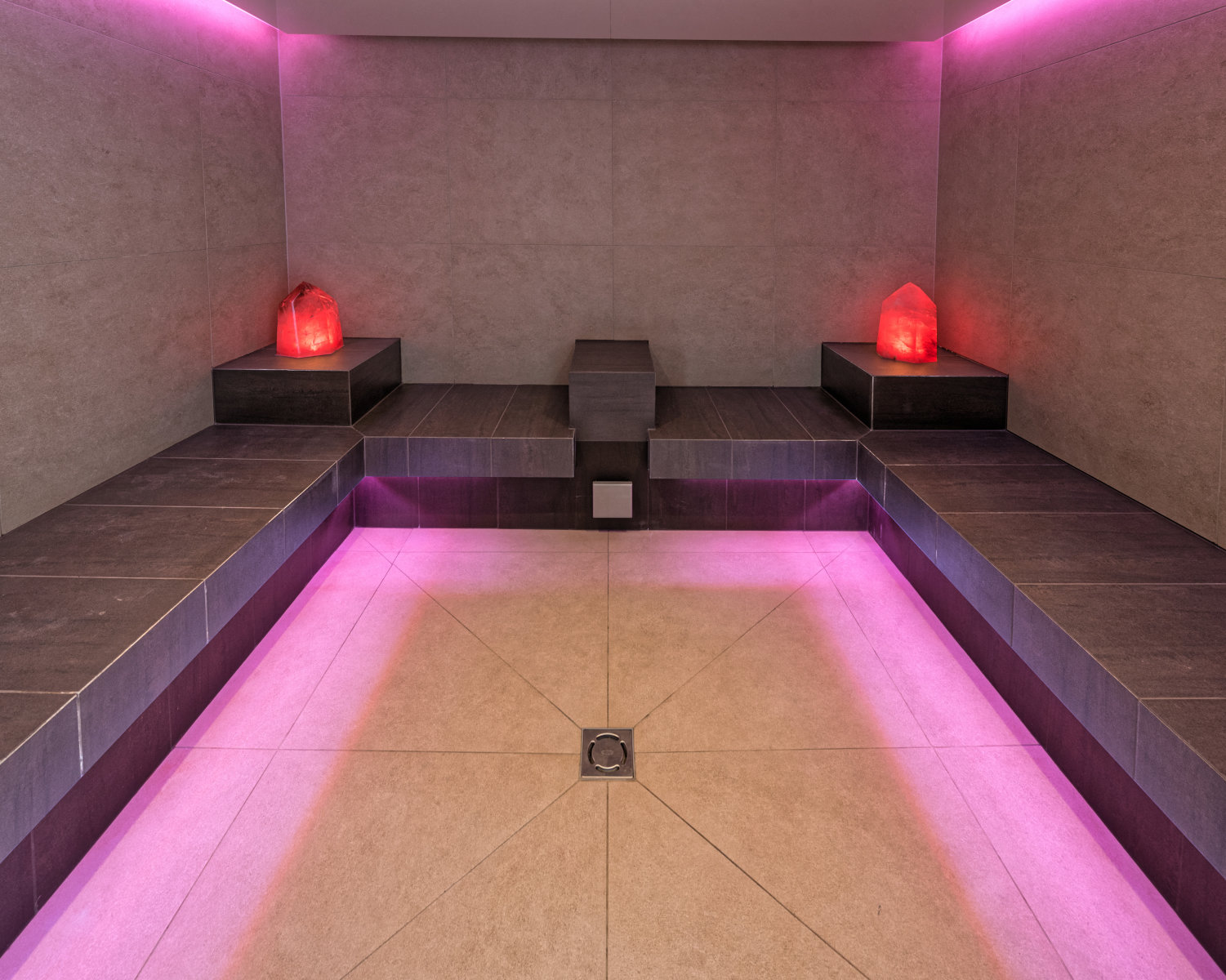 Alphotel-042x-Dampfsauna.jpg
