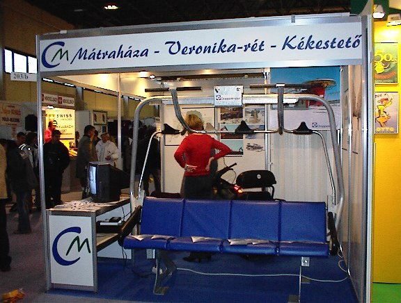 A Mátra Centrum standja a 2003. évi Hó Show-n