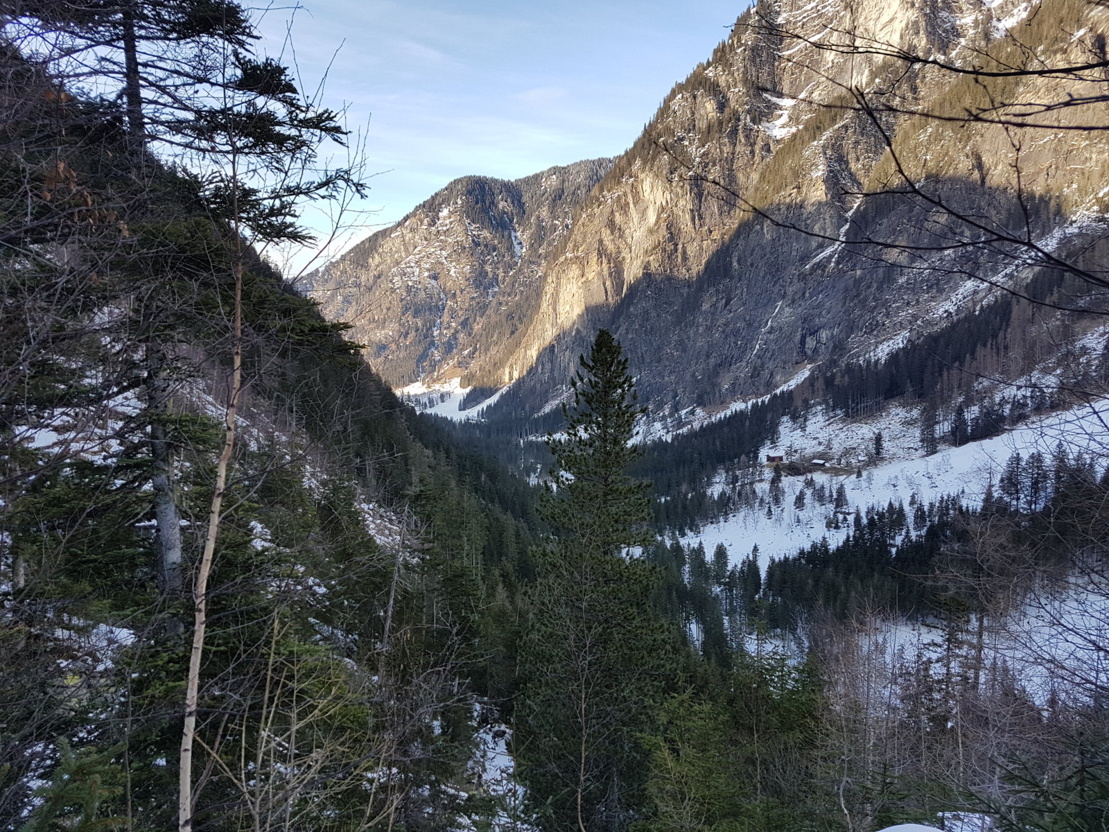 Kötschachtal, a Himmelwand sziklafala