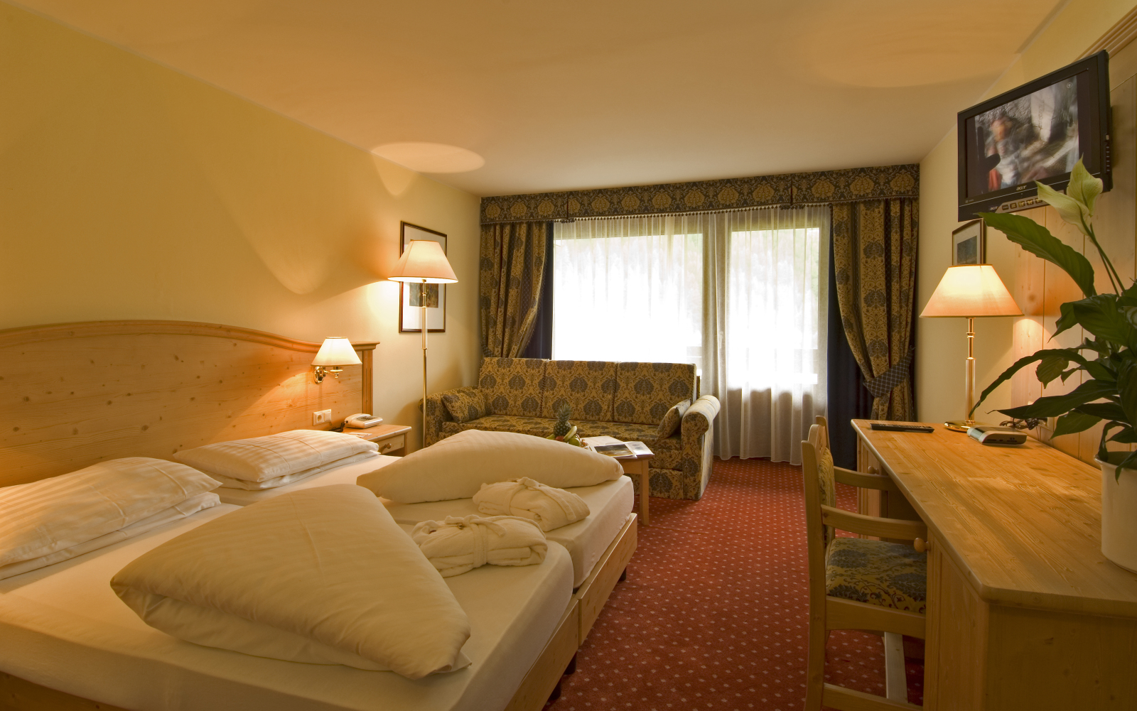 hotel-alpenhof-st-jakob01.jpg