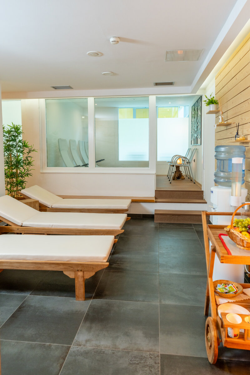 SAUNAS.jpg
