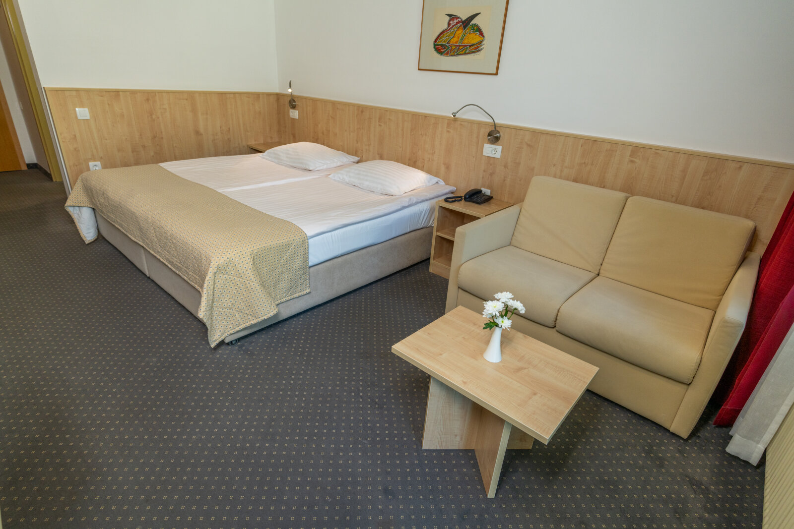 TRIPPLE-ROOM-21.jpg