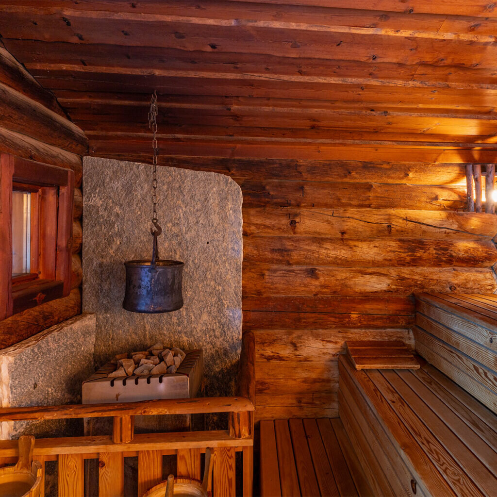 Blockhuettensauna-Hotel-Kanzler-1024x1024.jpg